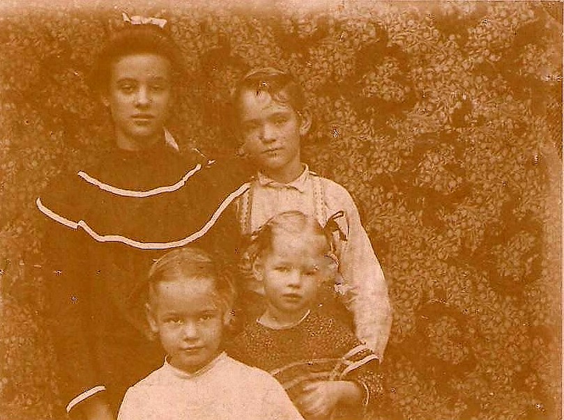 Florence, William, Millie, and Goldie Caldwell