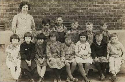 Clay City 1st Grade 1928