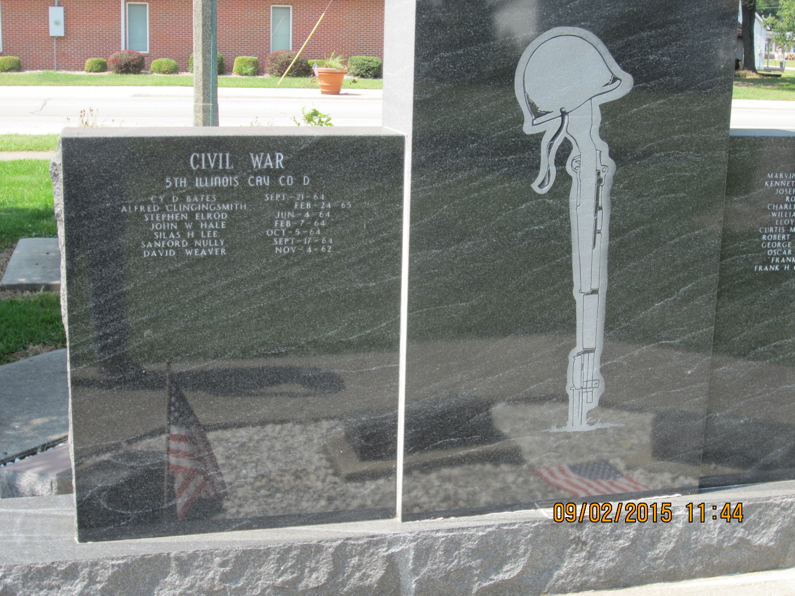 Clay City Veterans Memorial, Mills Park, Clay City, Illinois