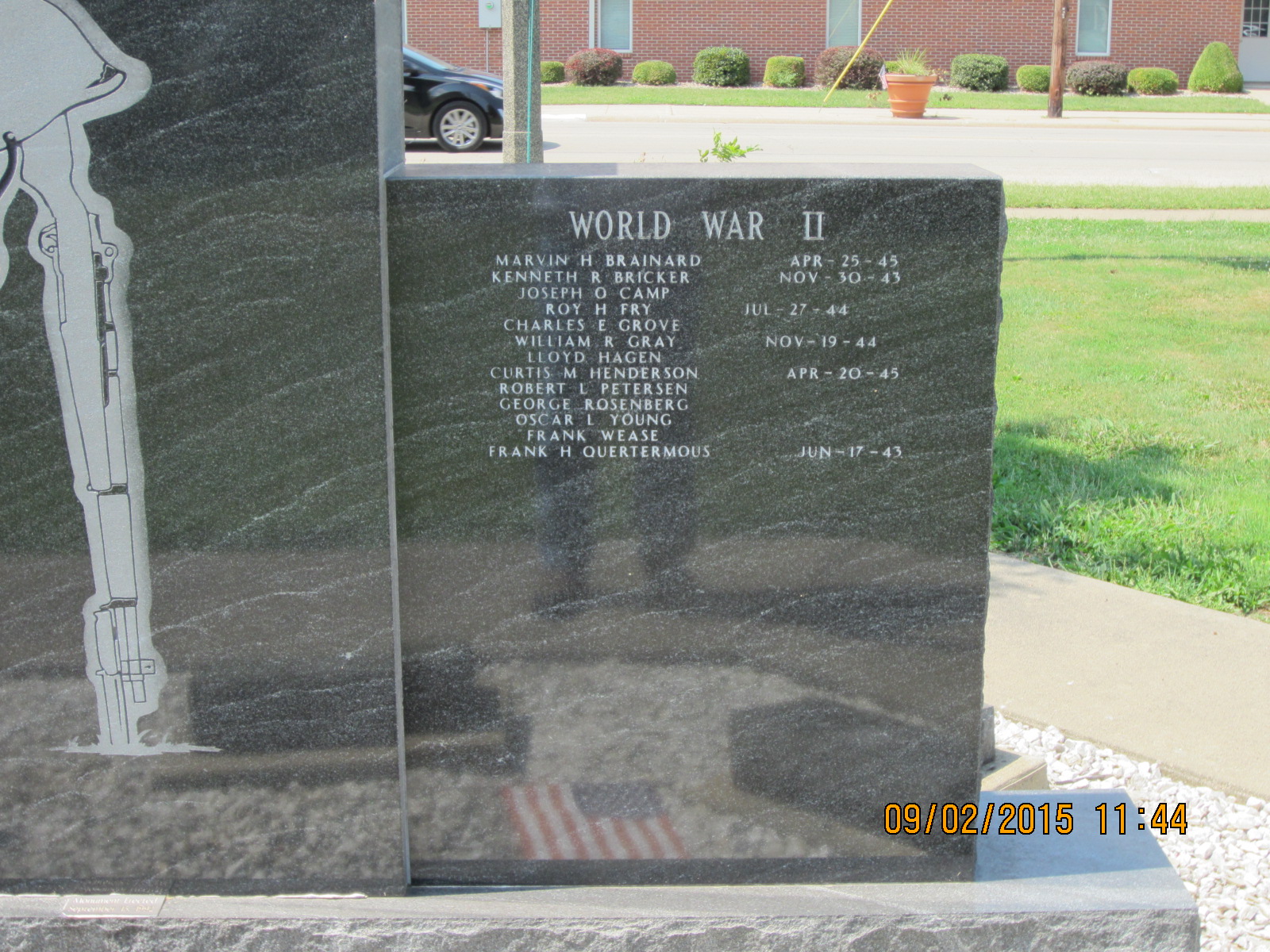 Clay City Veterans Memorial, Mills Park, Clay City, Illinois