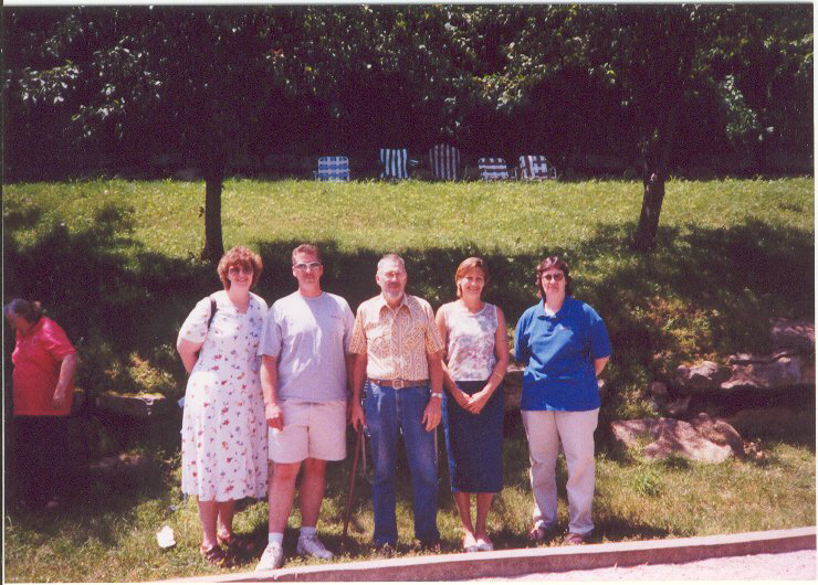 Glenn McDowell and his children, 2001