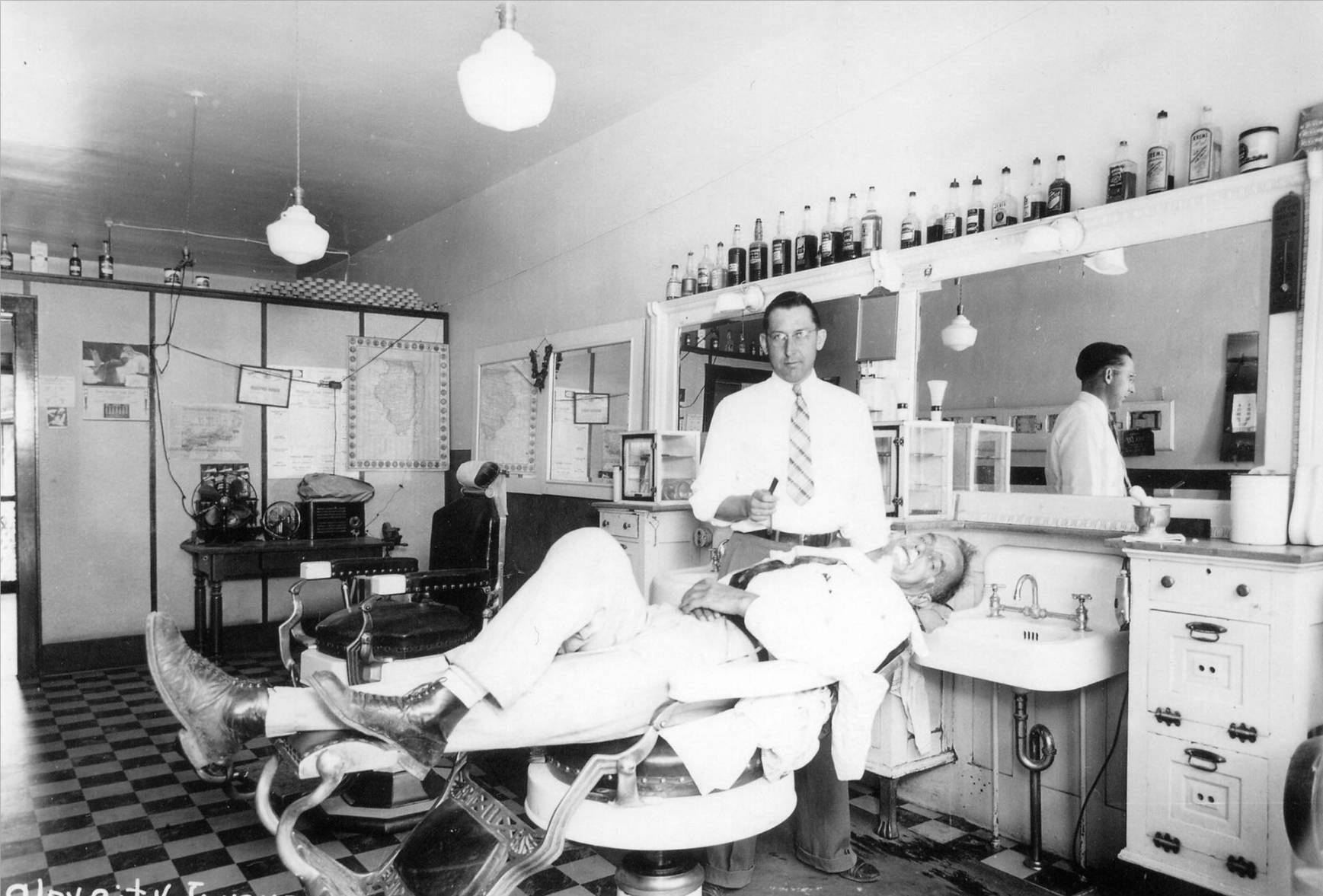 Neal Schwartz in his barber shop