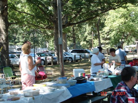 Gray Family Reunion, Charley Brown Park, Flora, Illinois, 2007
